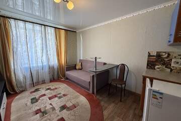 Комната, (всего 10 ком.), 13 м², 2/5 эт.